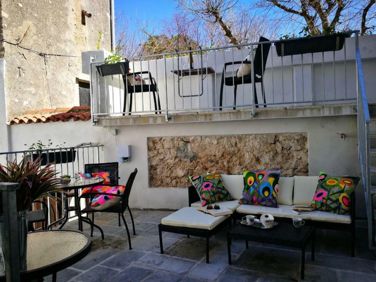 Cres Art Studio Lime Apartment Zewnętrze zdjęcie