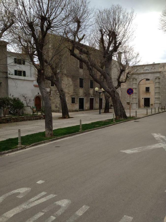 Cres Art Studio Lime Apartment Zewnętrze zdjęcie