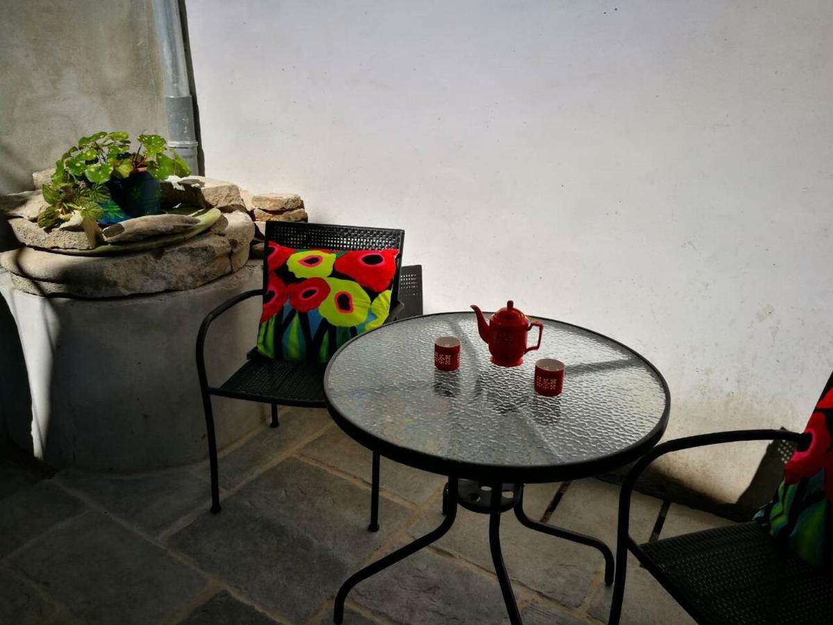 Cres Art Studio Lime Apartment Zewnętrze zdjęcie